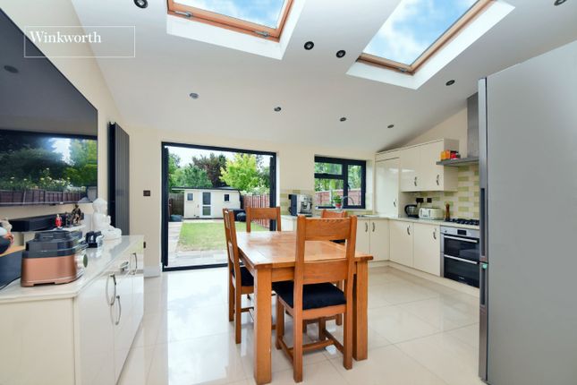 83, Hilldale Road, Sutton photo 4