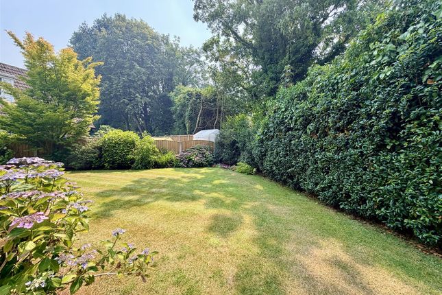 5, Langdale Close, Altrincham photo 4