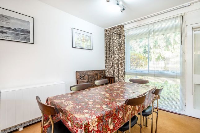 18, Waldegrave Park, Twickenham photo 4