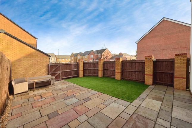 31, Grayling Avenue, Ellesmere Port photo 4