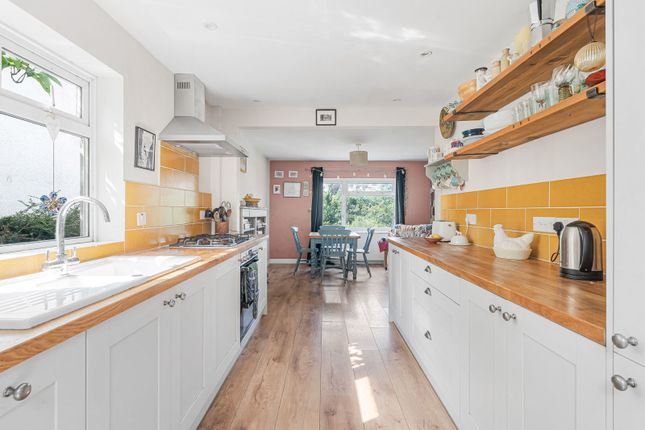 2, Fairview Close, Nailsworth photo 4