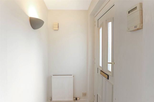 91, Langlea Avenue, Lanarkshire photo 2