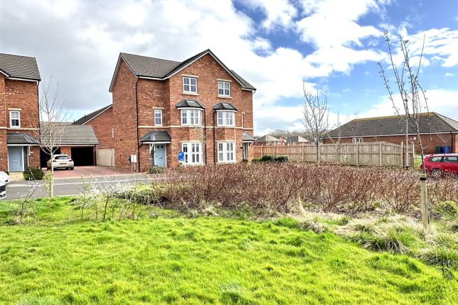 Property for sale in Linden Crescent, Yarm