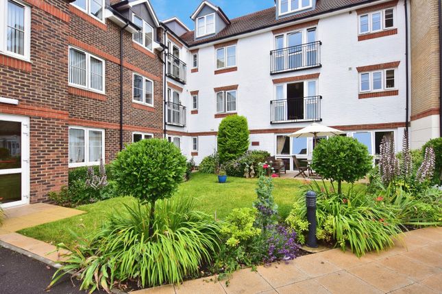 7 Beatrice Lodge,, Canterbury Road, Kent photo 4