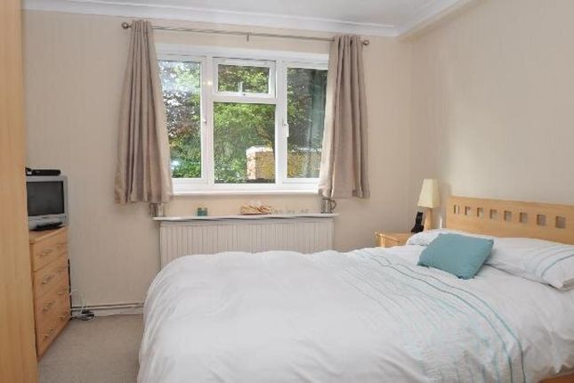 22 Mead Place, Rickmansworth photo 4