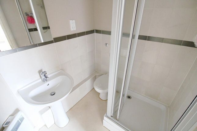 Flat for sale in Beaconsfield Road, Bexley