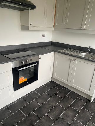 10, Sarsfield Avenue, Lowton, Warrington, Lancashire photo 4