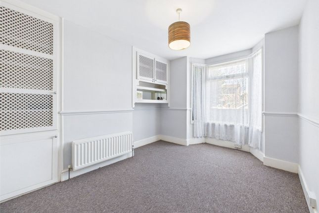 22, Horton Road, West Drayton photo 3