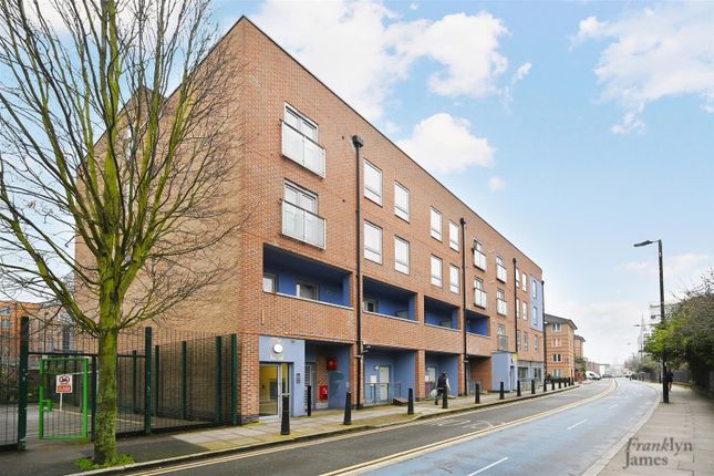 Thumbnail Flat for sale in Warton Court, Cable Street, London