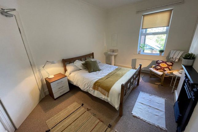 Thumbnail Room to rent in Room, High Street, Harrogate