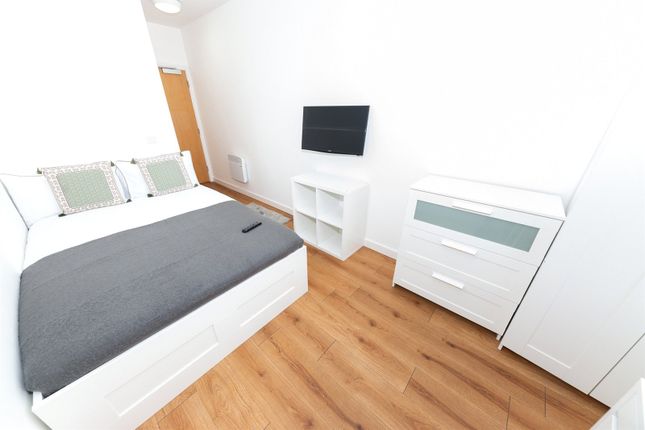 Thumbnail Flat to rent in The Edge, 2 Seymour St, Liverpool