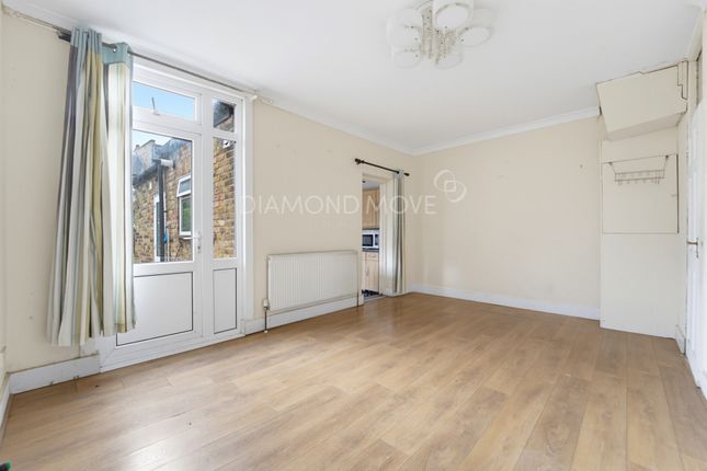 17, Livingstone Road, Hounslow photo 4