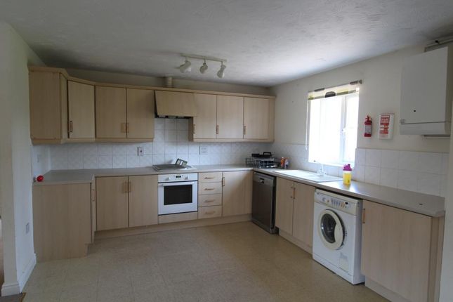 23 Cherry Court, Cambridge, Lower Cambourne photo 2