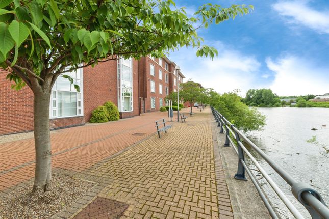 Flat 15, Clifton House, Thornaby Place, Stockton-On-Tees photo 3