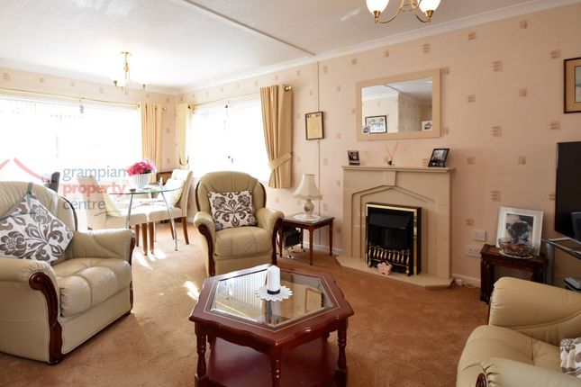 60 Ashgrove Park, Elgin photo 4