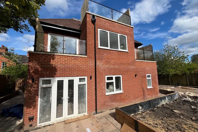 Thumbnail Flat for sale in Highclere, Kings Road, Sunninghill, Ascot, Berkshire