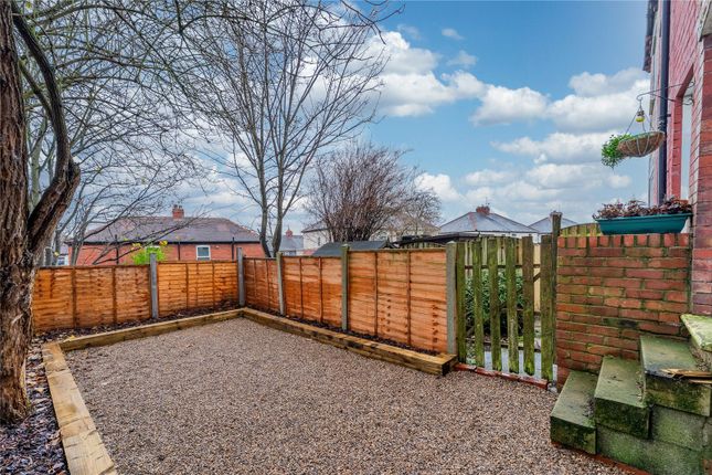 3, Field Crescent, Pontefract photo 3