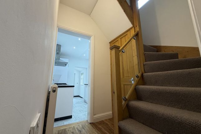 45, Swindon Road, Birmingham photo 5
