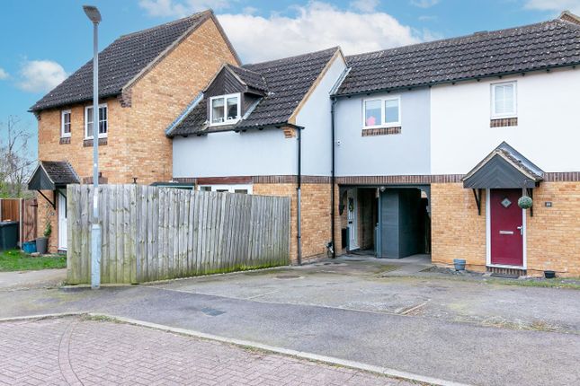 Thumbnail Terraced house for sale in Chennells Close, Hitchin
