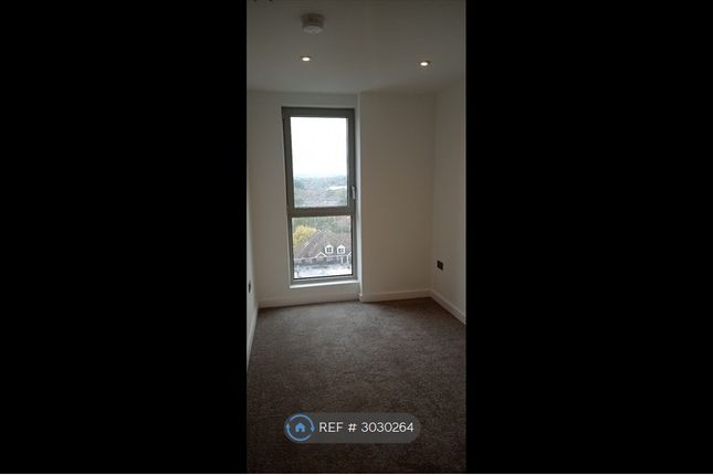Flat, Orla Lodge A High Mead, Harrow photo 5