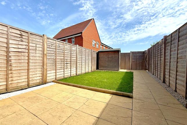 29, Tanners Brook close, Curbridge photo 2