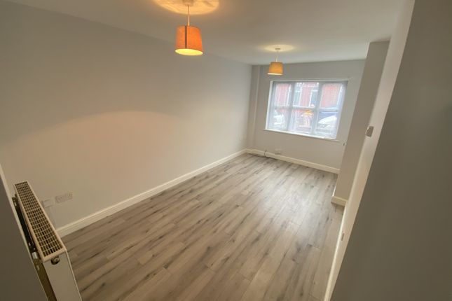 2, Luton Road, Reddish, Stockport, Luton Road, Reddish, Stockport, Stockport photo 4