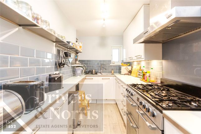 Detached house to rent in Penderyn Way, Tufnell Park, Islington, London