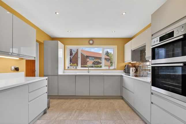 6, The Gowans, York photo 3
