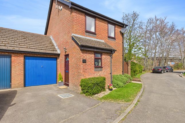 Thumbnail Detached house for sale in Chiltern Ridge, Stokenchurch, High Wycombe, Buckinghamshire