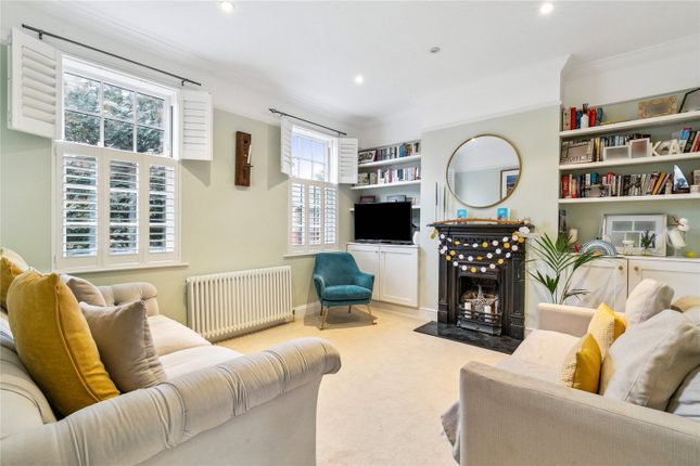 Thumbnail Flat for sale in Swaby Road, London