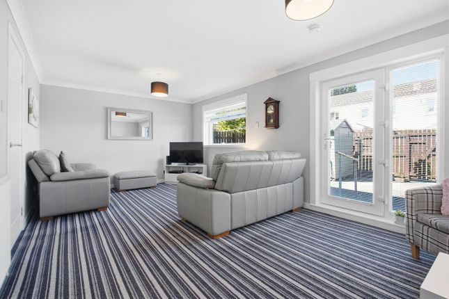 3, Milldown Place, Irvine photo 2