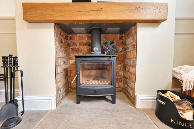 170 Bescar Brow Lane, Ormskirk photo 5