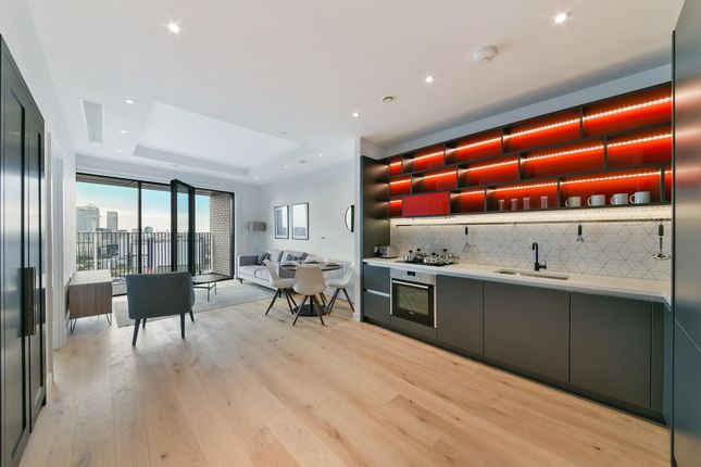 Thumbnail Flat to rent in Corson House, London City Island, London