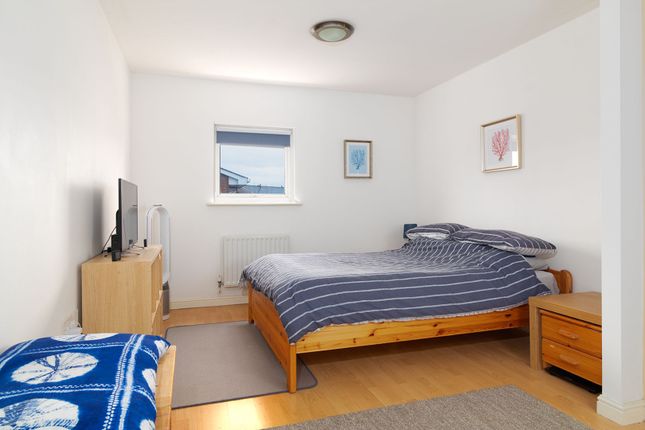 Flat for sale in Scott-Paine Drive, Hythe, Southampton