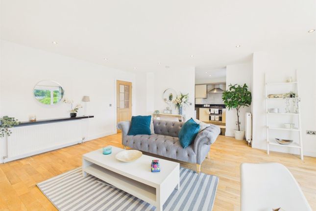 22, Riverside Park, Blairgowrie photo 2