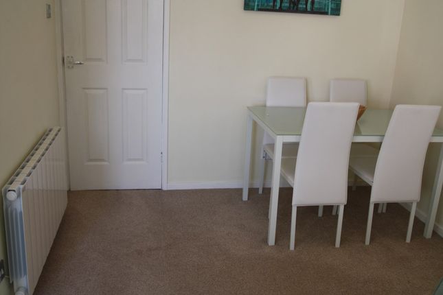 6, Middle Down Close, Plymouth photo 3