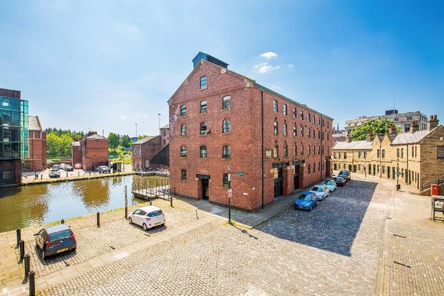 Thumbnail Flat to rent in The Warehouse, Victoria Quays, Sheffield