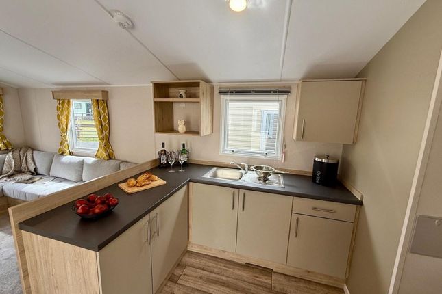 Ashbourne Heights Holiday Park, A515 Fenny Bentley, Ashbourne photo 4