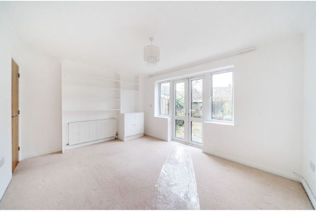 2, Marsh Place, Reading photo 4