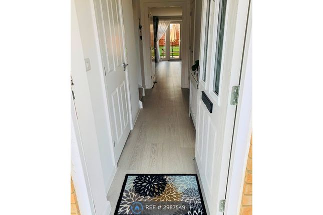Duffet Drive, Winnersh, Wokingham photo 4