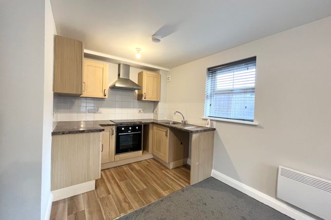 Thumbnail Flat to rent in Palace Close, Loughborough