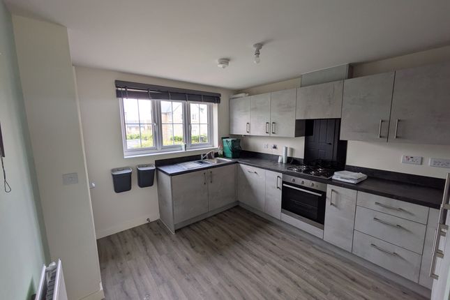 35, Cairn Drive, Buxton photo 4