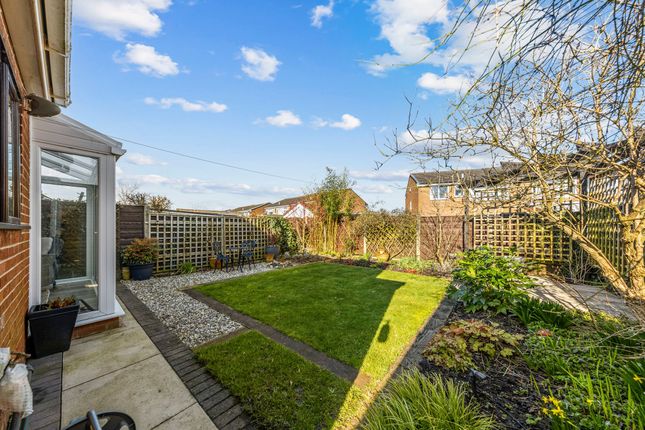 28 Abbey Road, Warrington photo 4