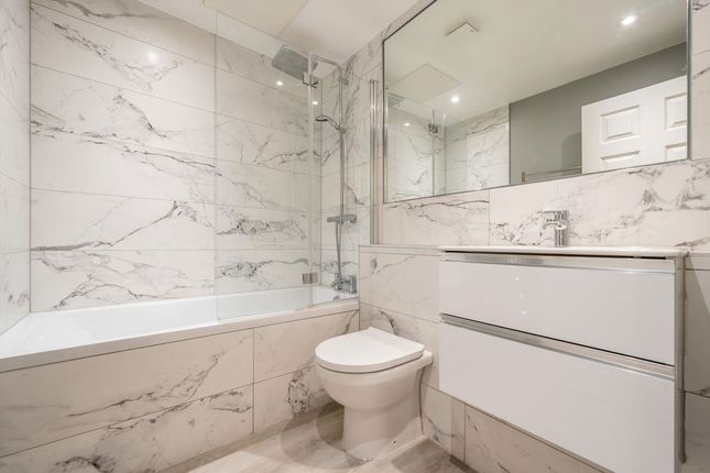 Flat N, 5, Courtfield Gardens, London photo 4