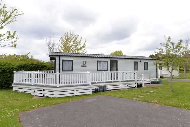 Mobile/park home for sale in Seabreeze, Shorefield Country Park, Downton, Lymington
