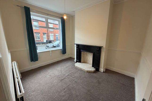 101, Knowles Street, Radcliffe photo 2