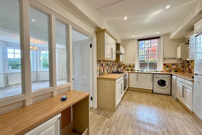 Garden Flat, 6A, Chatsworth Gardens, East Sussex photo 4