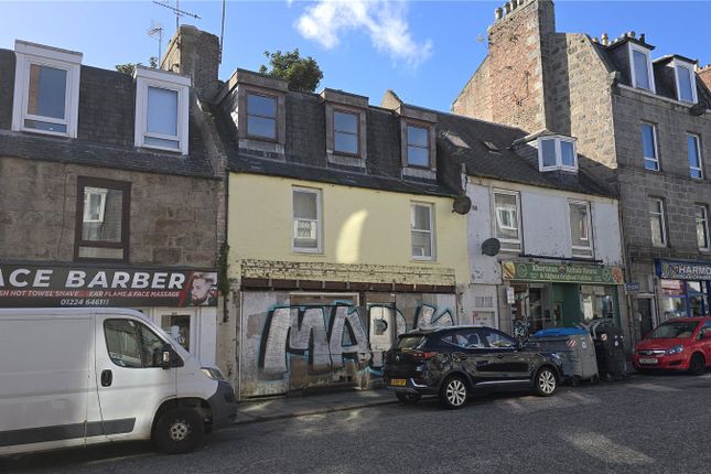 2-bed flat on 2FF, 545, George Street, Aberdeenshire, £22,995