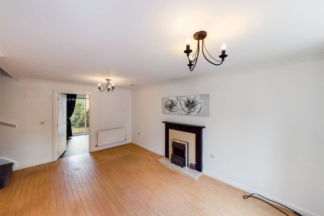 4 Cuthbert Close, Thetford photo 2