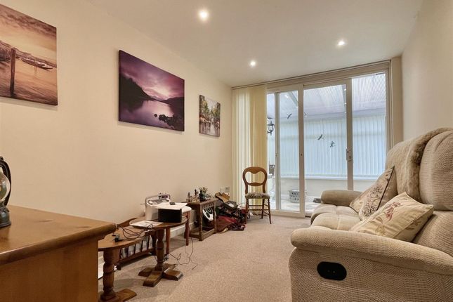 1-bed flat on Flat 2, 89 Dorchester Road, Weymouth, £158,950